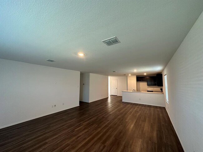 Building Photo - 5319 Braemar Wy