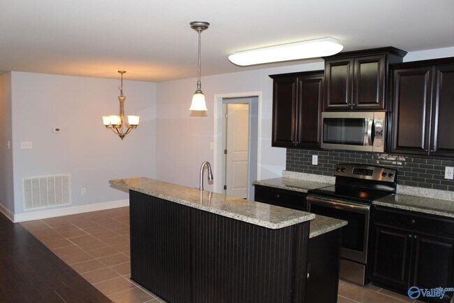 Building Photo - 14560 Water Stream Dr