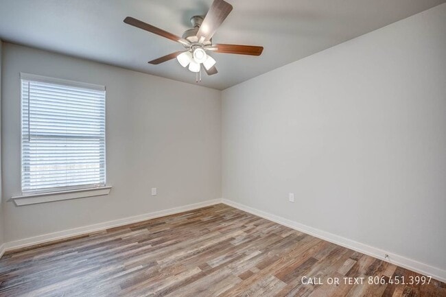 Building Photo - Gorgeous 3/2/2 in SW Lubbock