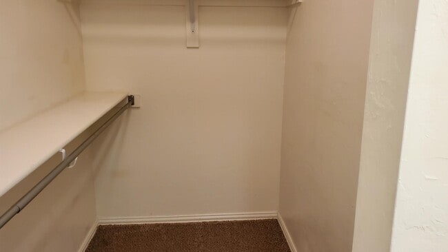 Building Photo - 3621 Scarlet Ln