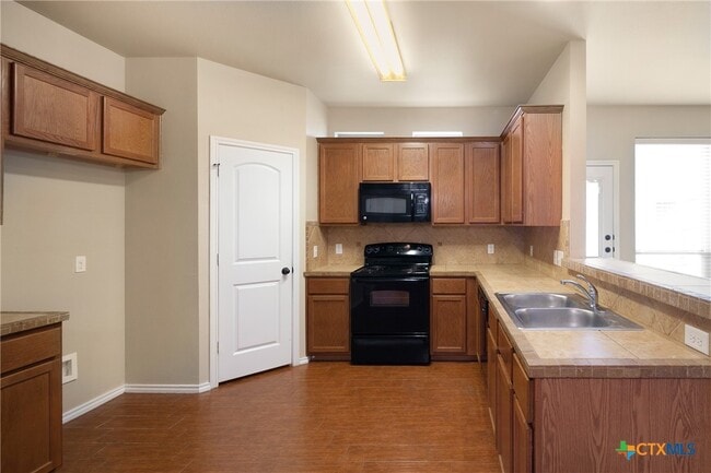 Building Photo - 314 Rosalie Dr