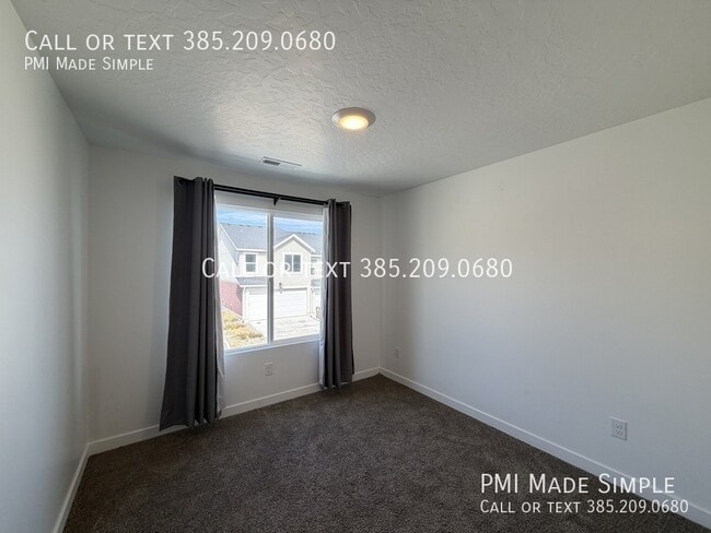 Building Photo - 3901 Buckland Dr