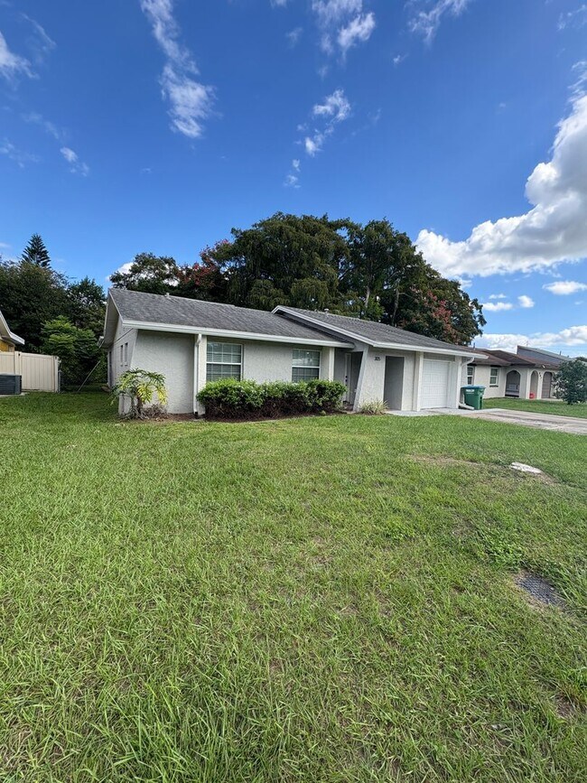 Building Photo - Beautiful 3 Beds 2 Baths home