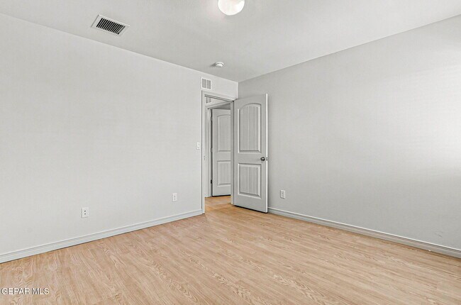 Building Photo - 1089 Indigo Sky St