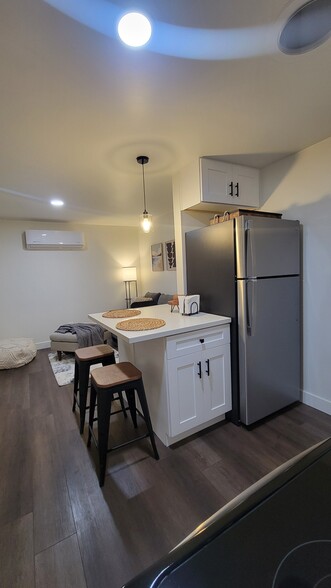 Building Photo - 2119 Las Colinas Ave