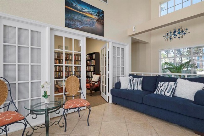 Building Photo - 850 S Tamiami Trl