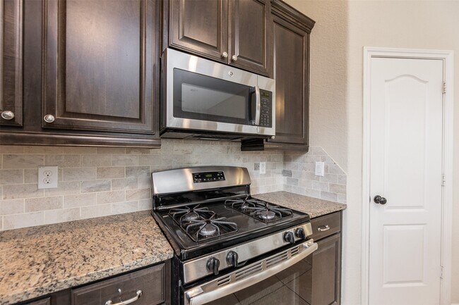 Building Photo - 24943 Blue Mountain Park Ln