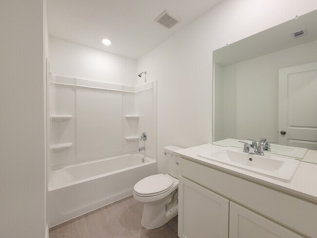 Building Photo - 15675 Plum Brk Dr