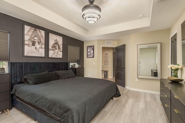 Building Photo - 6405 Autumn Woods Way