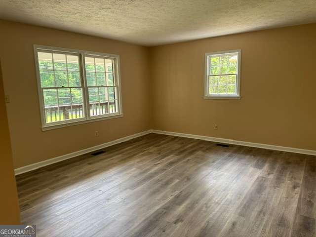 Building Photo - 3970 Terrace Dr