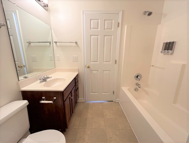 Building Photo - 109 Kensel Ct