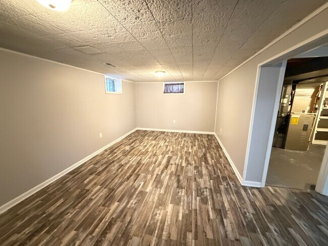 Building Photo - 2208 Stephan Ln