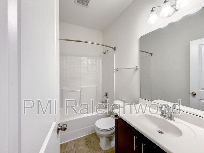 Building Photo - 1017 Thoughtful Spot Ln