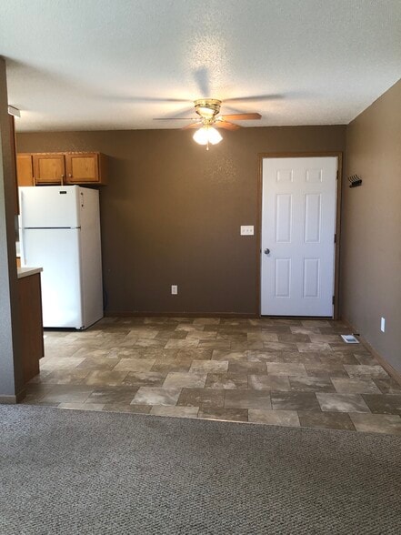 Building Photo - 130 Park Pl