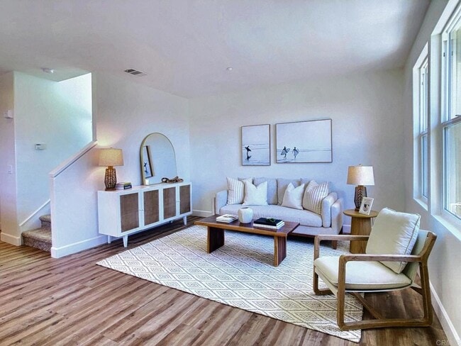 Building Photo - 4300 Newton Ave