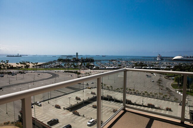 Building Photo - 488 E Ocean Blvd