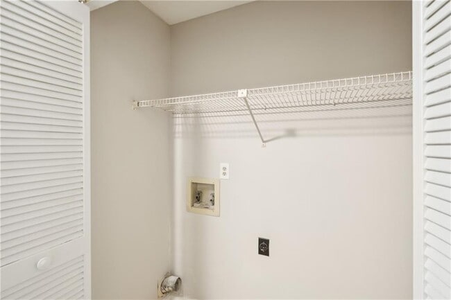 Building Photo - 1066 Rock Creek Ln
