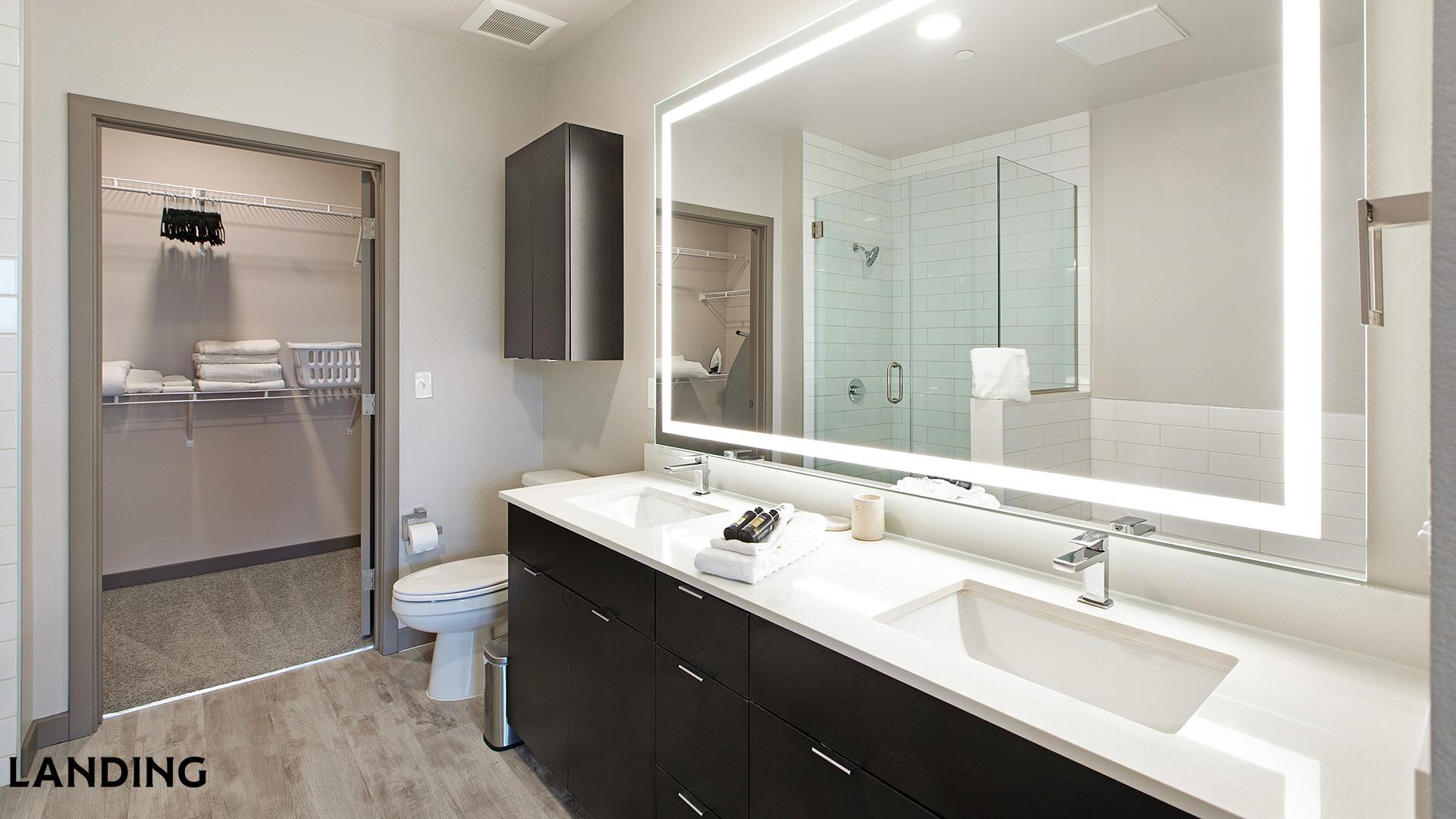 Building Photo - 3150 W Twain Ave