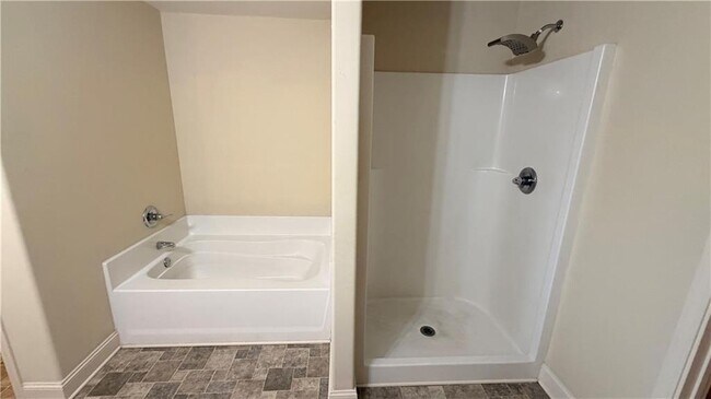 Building Photo - 1915 Soque Cir