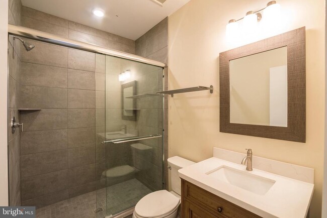 Building Photo - 1300 S 24th St