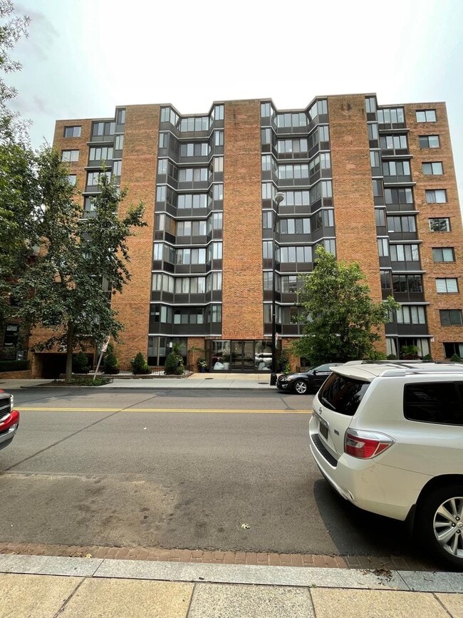 Building Photo - 1718 P St NW