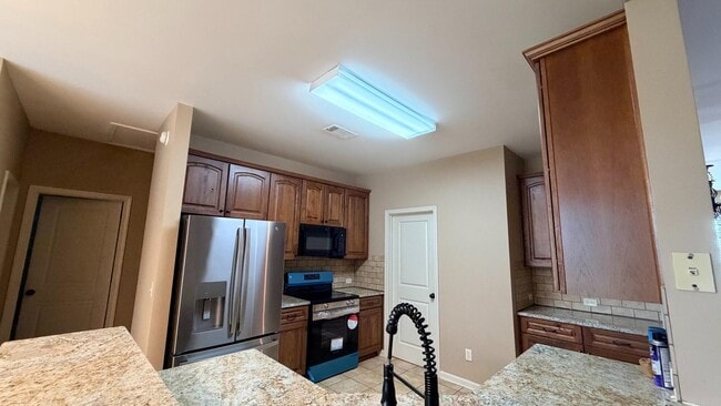 Building Photo - 9013 Black Cherry Trl