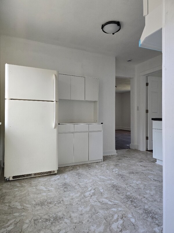 Building Photo - 441 N Pearl St