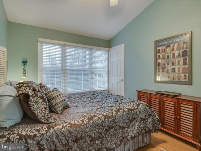 Building Photo - 11300 Fairwind Way