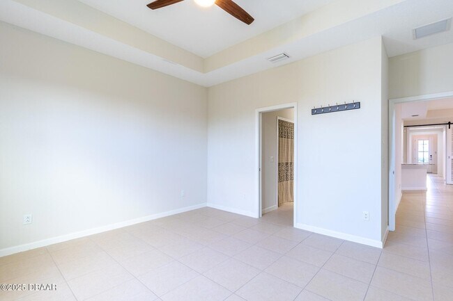 Building Photo - 261 Island Breeze Ave