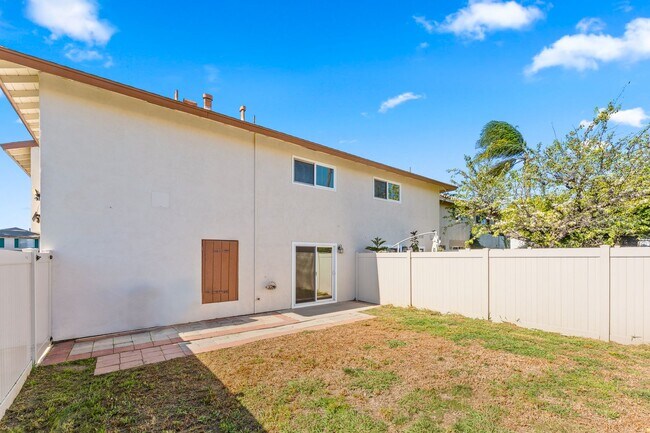 Building Photo - 17972 Baron Cir