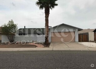Building Photo - 13807 N 52nd Ave