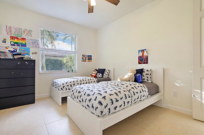 Building Photo - 21707 Marigot Dr