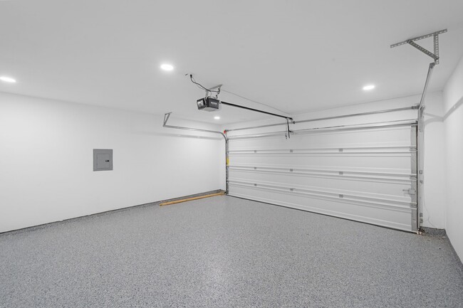 Building Photo - 3910 Crystal Pass Ct