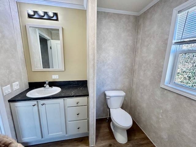 Building Photo - 8001 Hamilton Ave