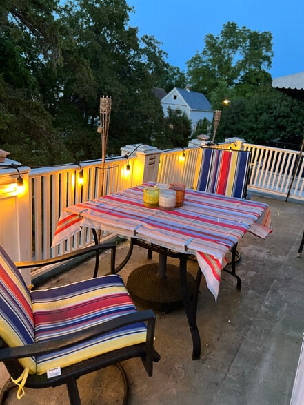 Building Photo - 183 Florida St