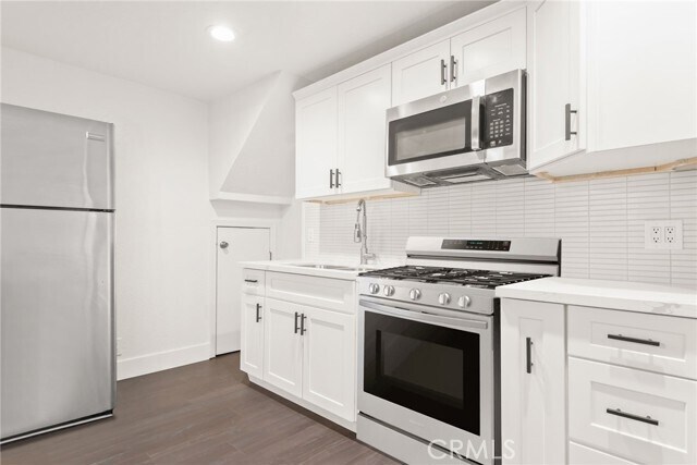 Building Photo - 55305 S Circle Dr