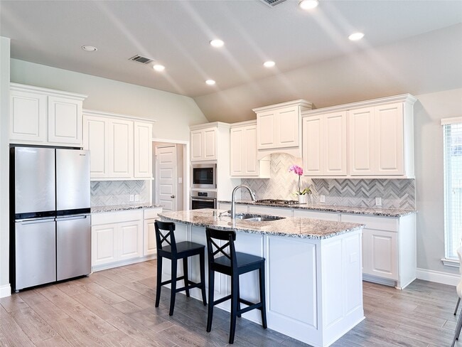 Building Photo - 15 Eden Hollow Ln