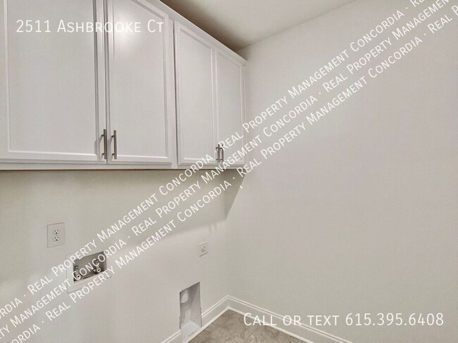 Building Photo - 2511 Ashbrooke Ct
