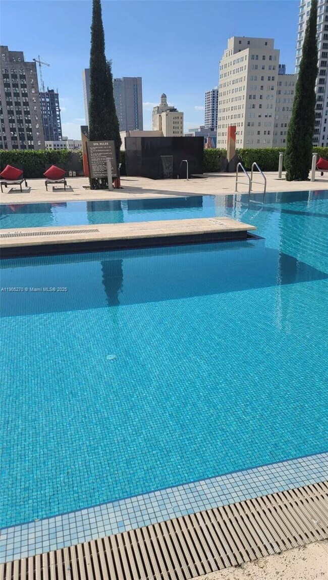 Building Photo - 50 Biscayne Blvd