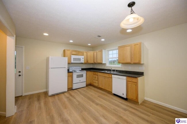 Building Photo - 2778 Rineyville-Big Springs Rd