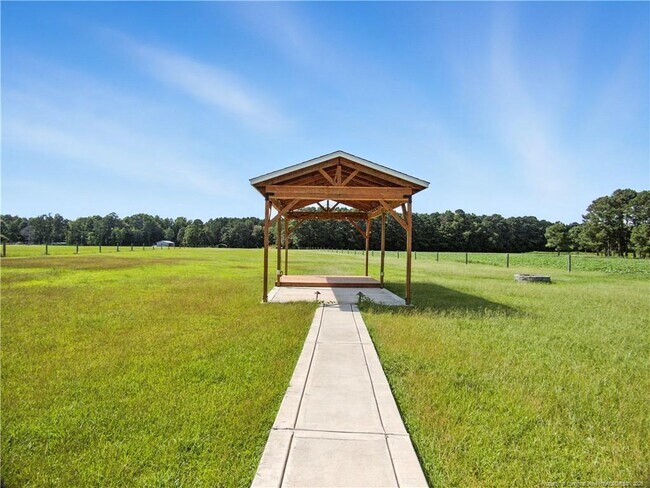 Building Photo - 5705 Stewart Rd