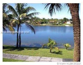 Building Photo - 14301 N Kendall Dr