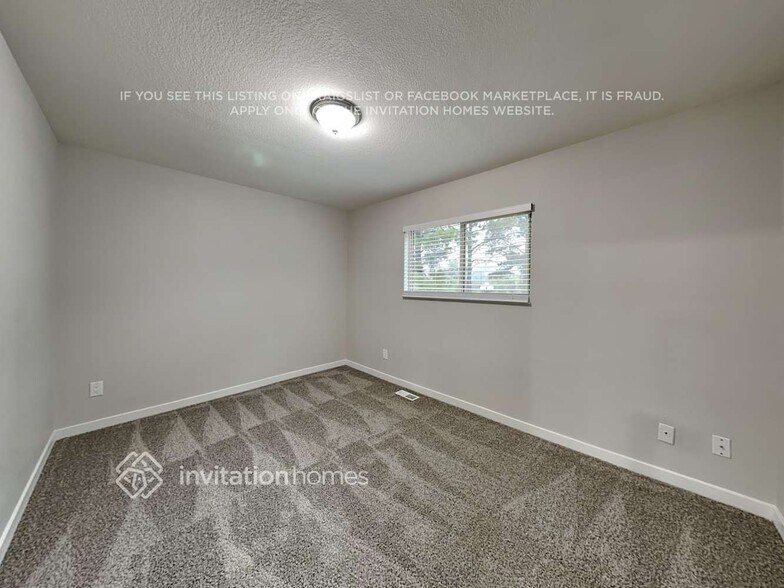 Building Photo - 6810 Narrow Gauge St