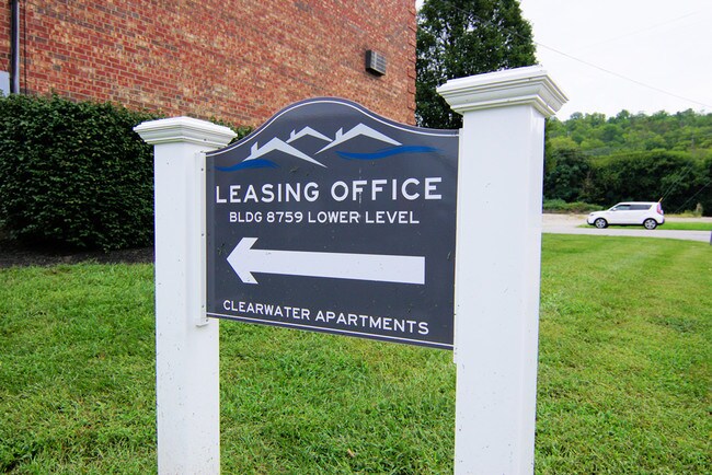 Building Photo - 8759 Reading Rd