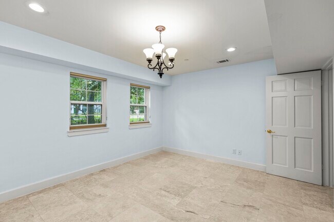 Building Photo - 11518 Summerhill Ln