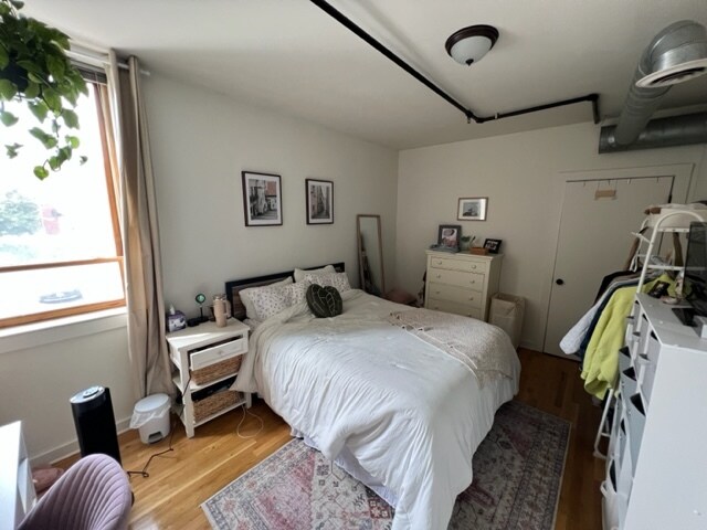 Building Photo - 515 4th St