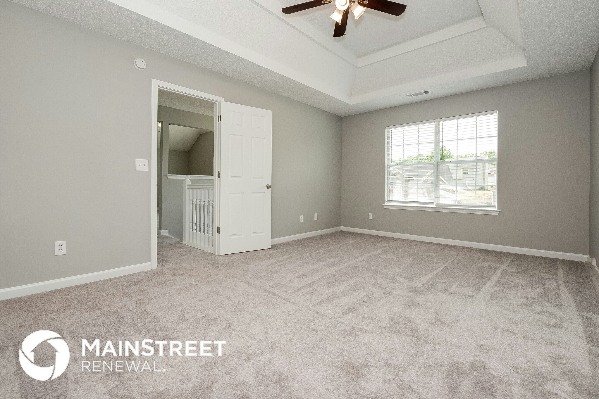 Building Photo - 3379 Creekview Dr