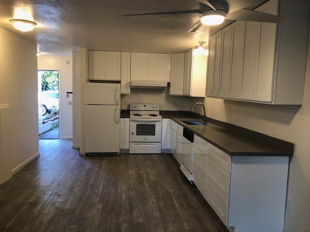 Primary Photo - 4414 Culebra Ave