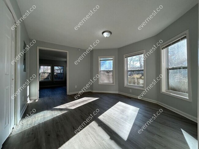 Building Photo - 1214 Bolton Rd NW