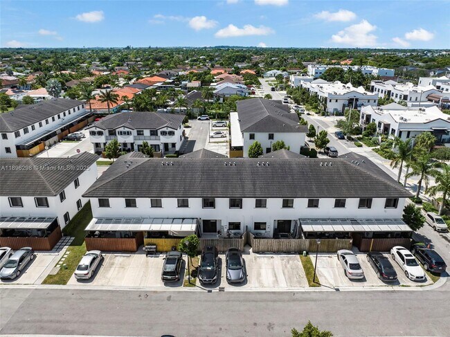 Building Photo - 13353 SW 250th Terrace